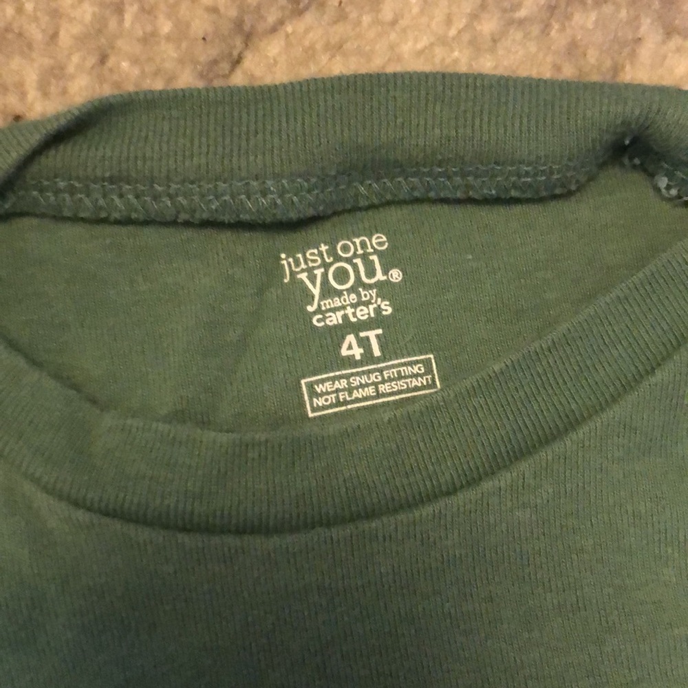 Two pairs of boys pajamas size 4T - Picture 4 of 5